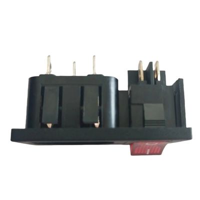 15A 250V Panel Mount IEC C14 Einlasssteckdose mit Bootsform-Roker-Schalter